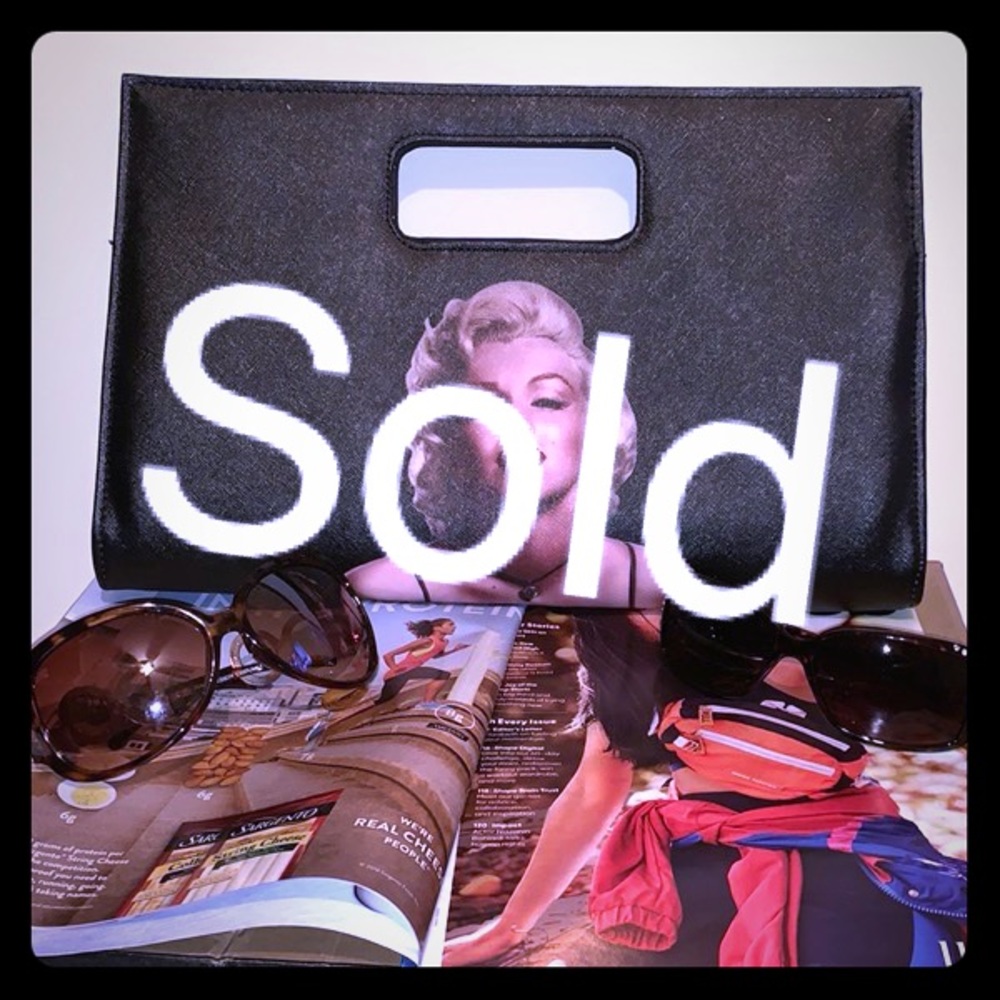 Marilyn Monroe purse with sunglasses